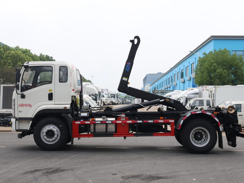 陕汽轩德X9单桥勾臂垃圾车