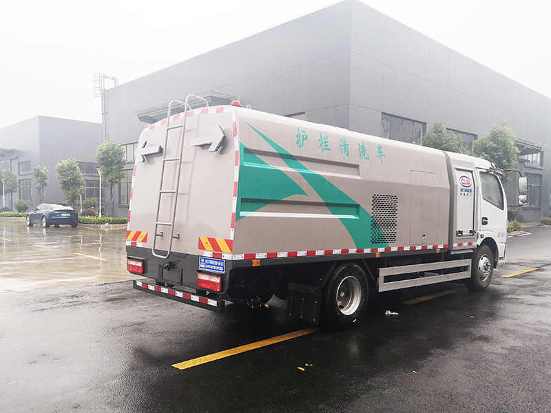 4方东风纯电动护栏清洗车CL5090GQXBEV