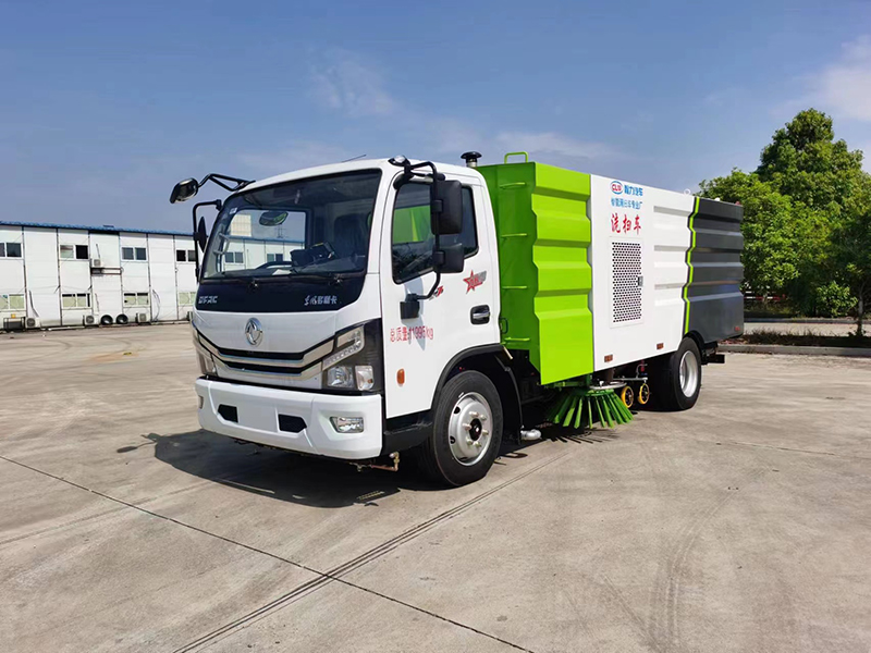 东风大多利洗扫车