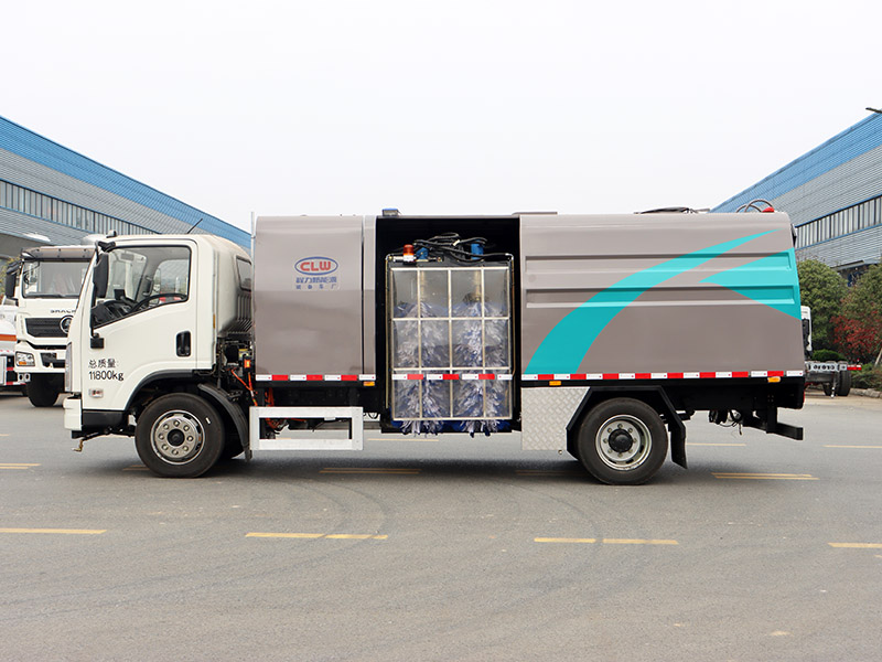 5方比亚迪T7BE纯电动护栏清洗车CL5120GQXBEV