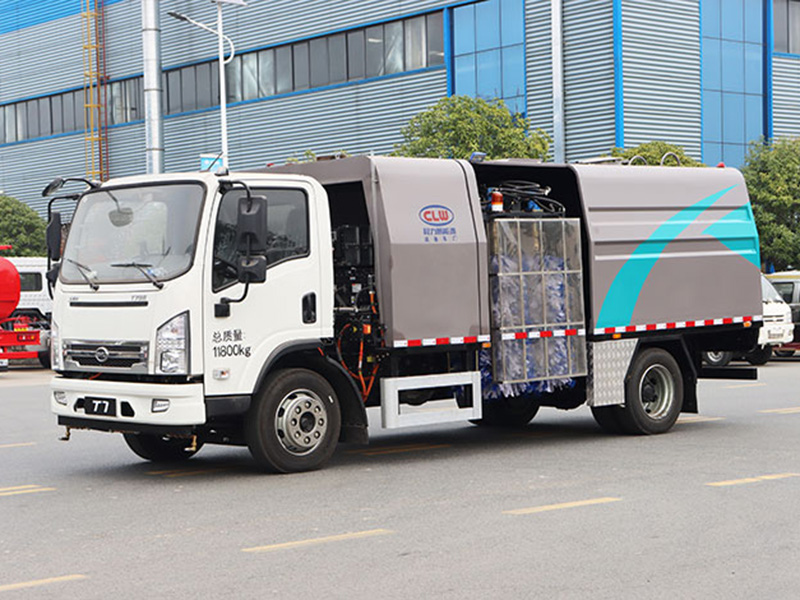 5方比亚迪T7BE纯电动护栏清洗车CL5120GQXBEV