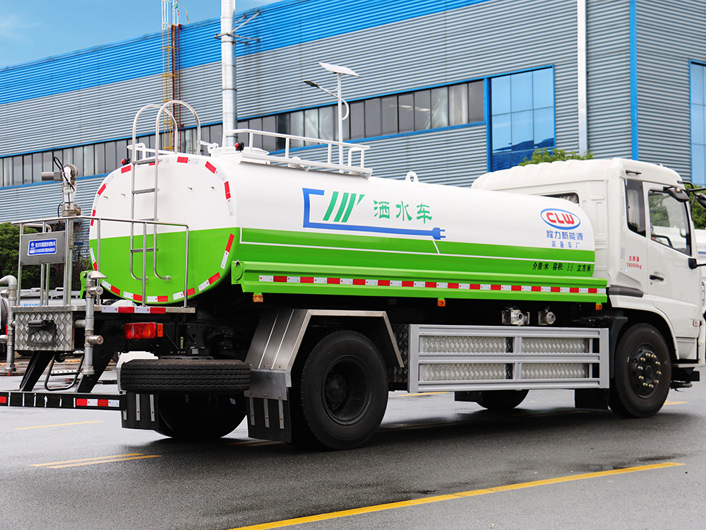 CL5182GSSBEV东风天锦10方纯电动洒水车