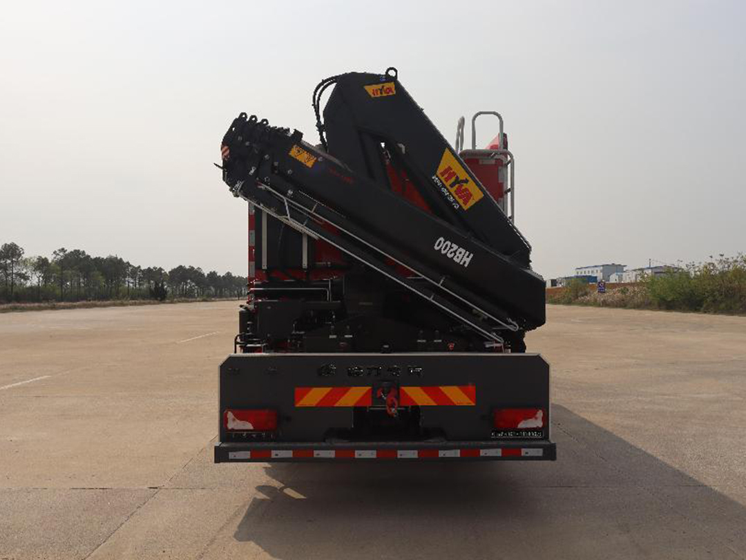 斯堪尼亚抢险救援消防车