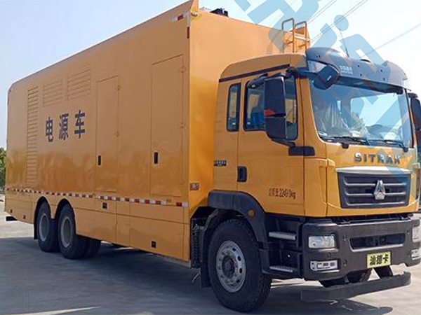 CL5220XDY6ZX汕德卡后双桥500KW车