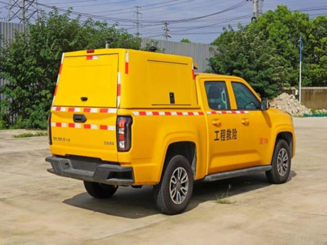 江铃大道皮卡救险车