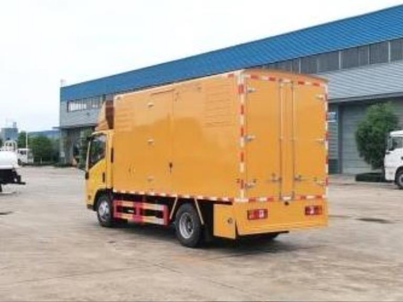 CLW5120XDYD6东风天锦300KW车