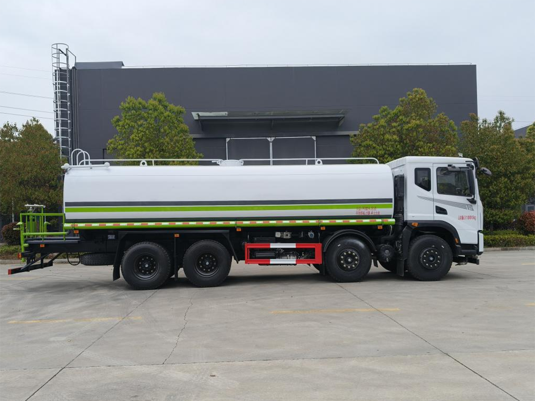 东风华神前四后八25方绿化喷洒车