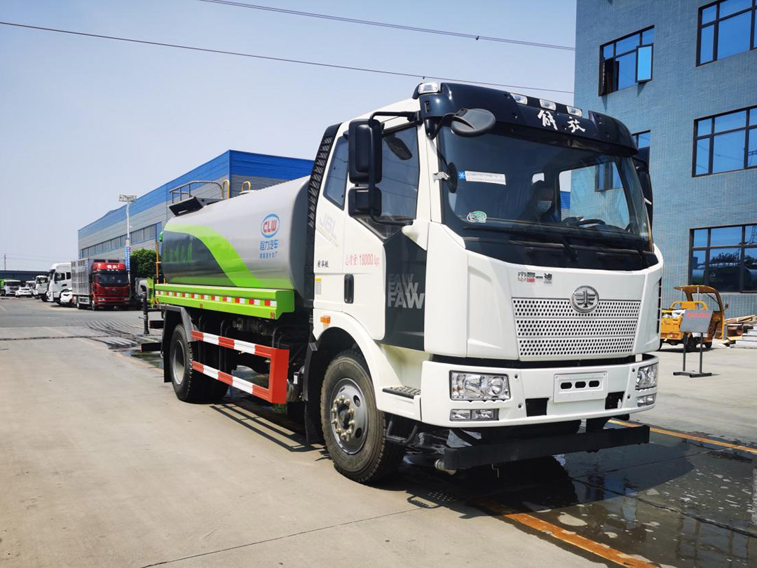 解放系列14.26方绿化喷洒车