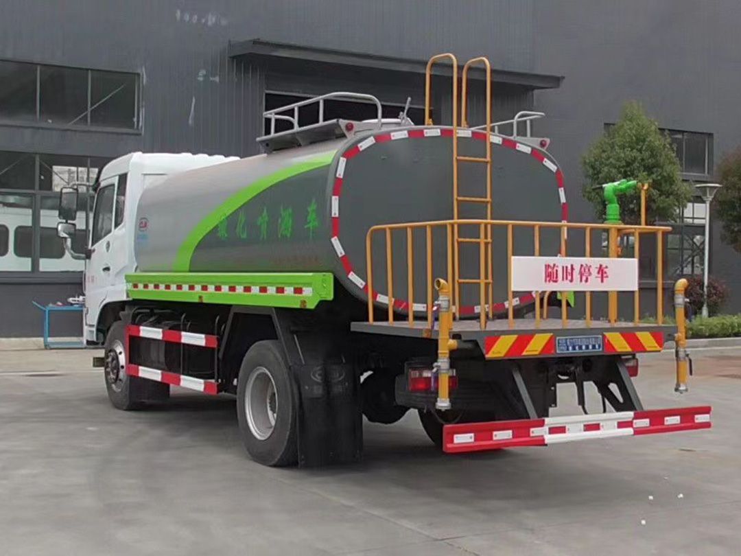 东风福瑞卡系列12.32方绿化喷洒车