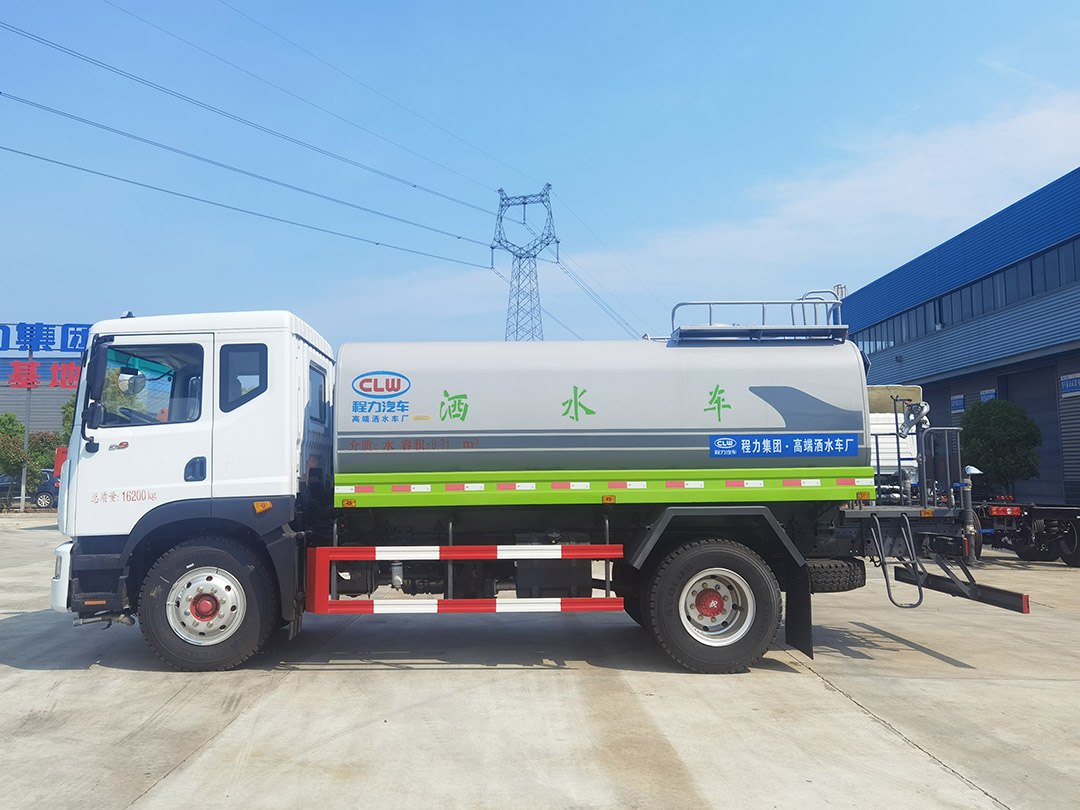 东风D9系列11.94方洒水车