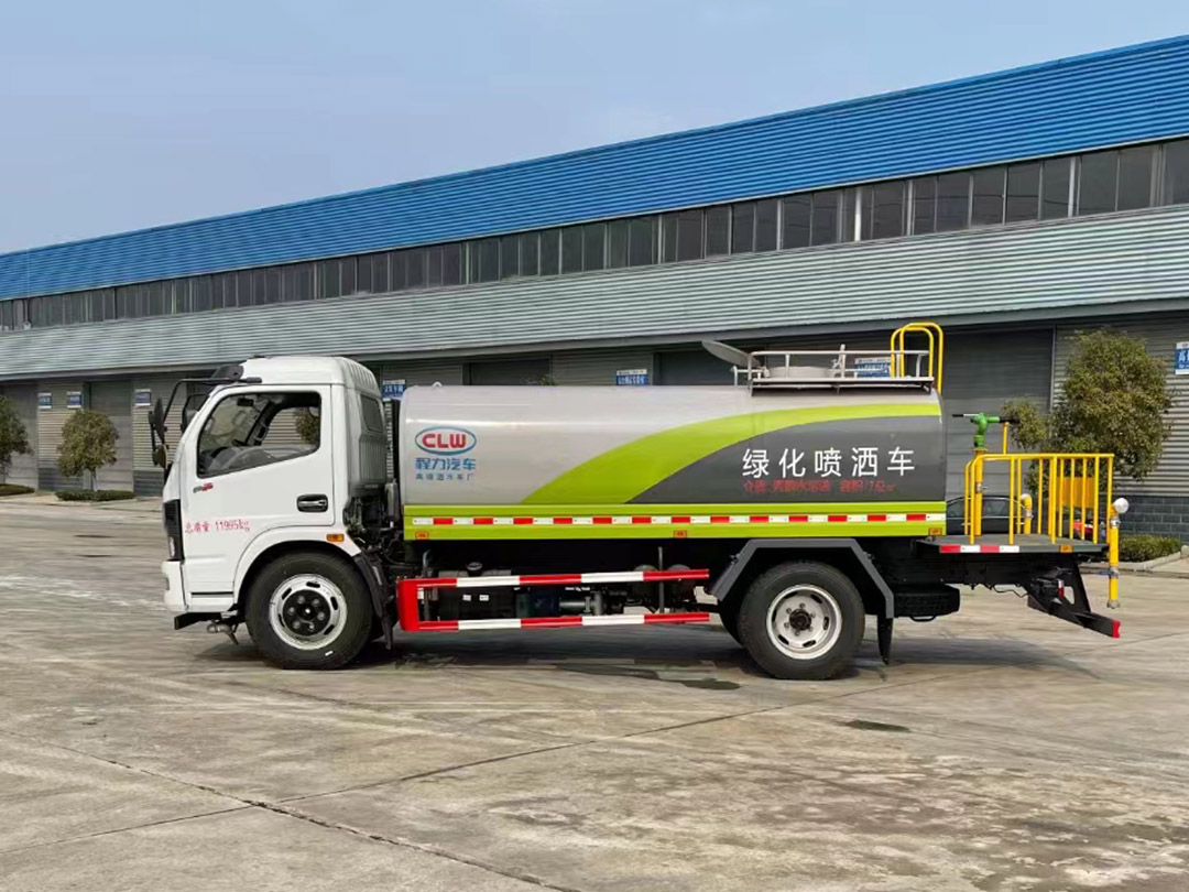 东风D7.F7系列9.28方绿化喷洒车