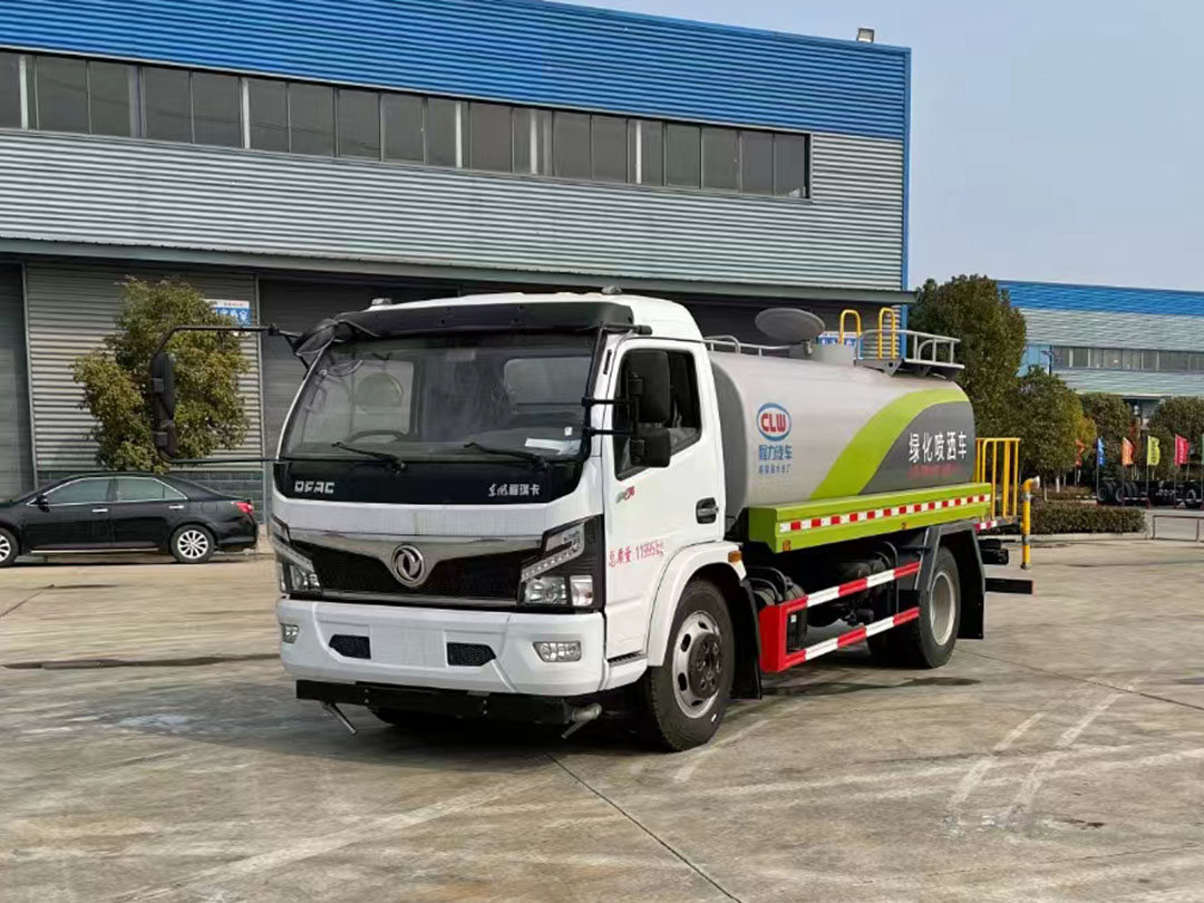 东风D7.F7系列9.28方绿化喷洒车