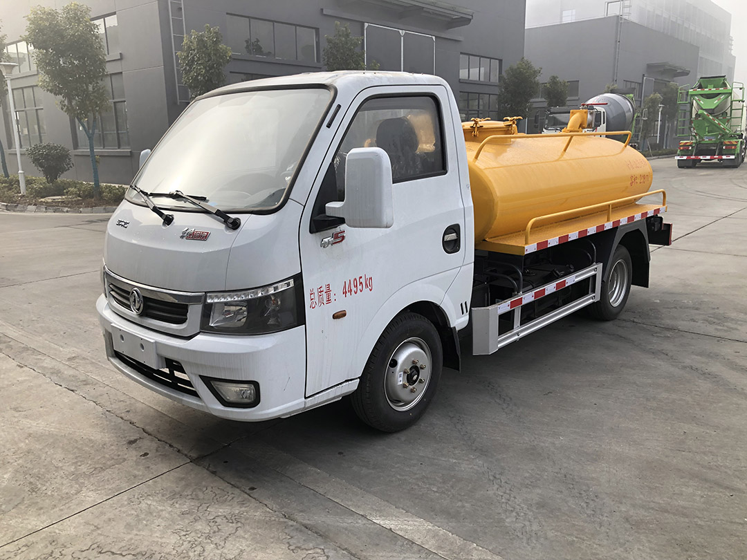 东风途逸吸粪车