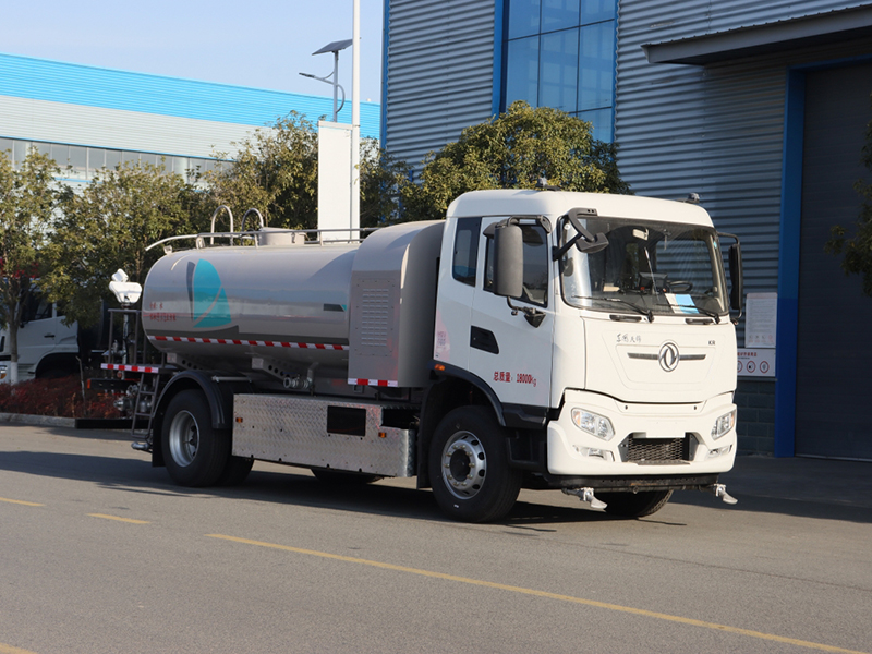 东风天锦10方纯电动洒水车