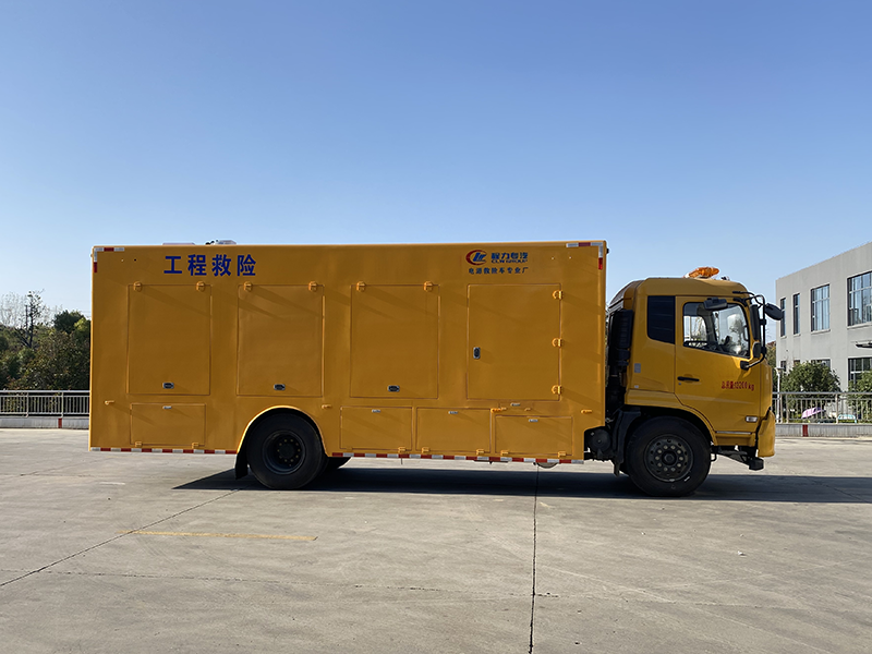 程力牌东风天锦7000方排水车（便携）