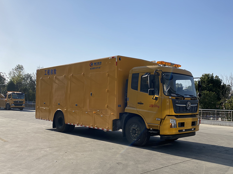 东风天锦5000方排涝救险车