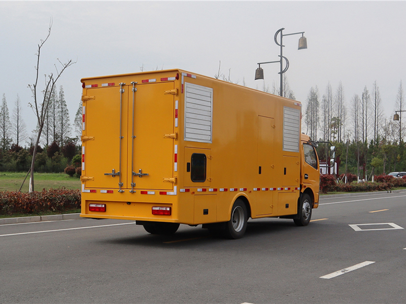 东风多利卡电源车120KW