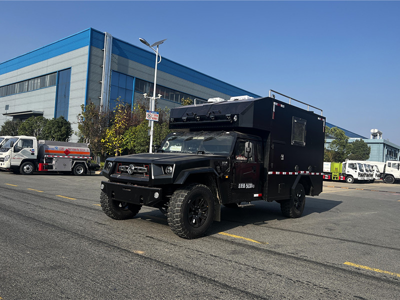 CL5060XZH6AYS东风猛士指挥车