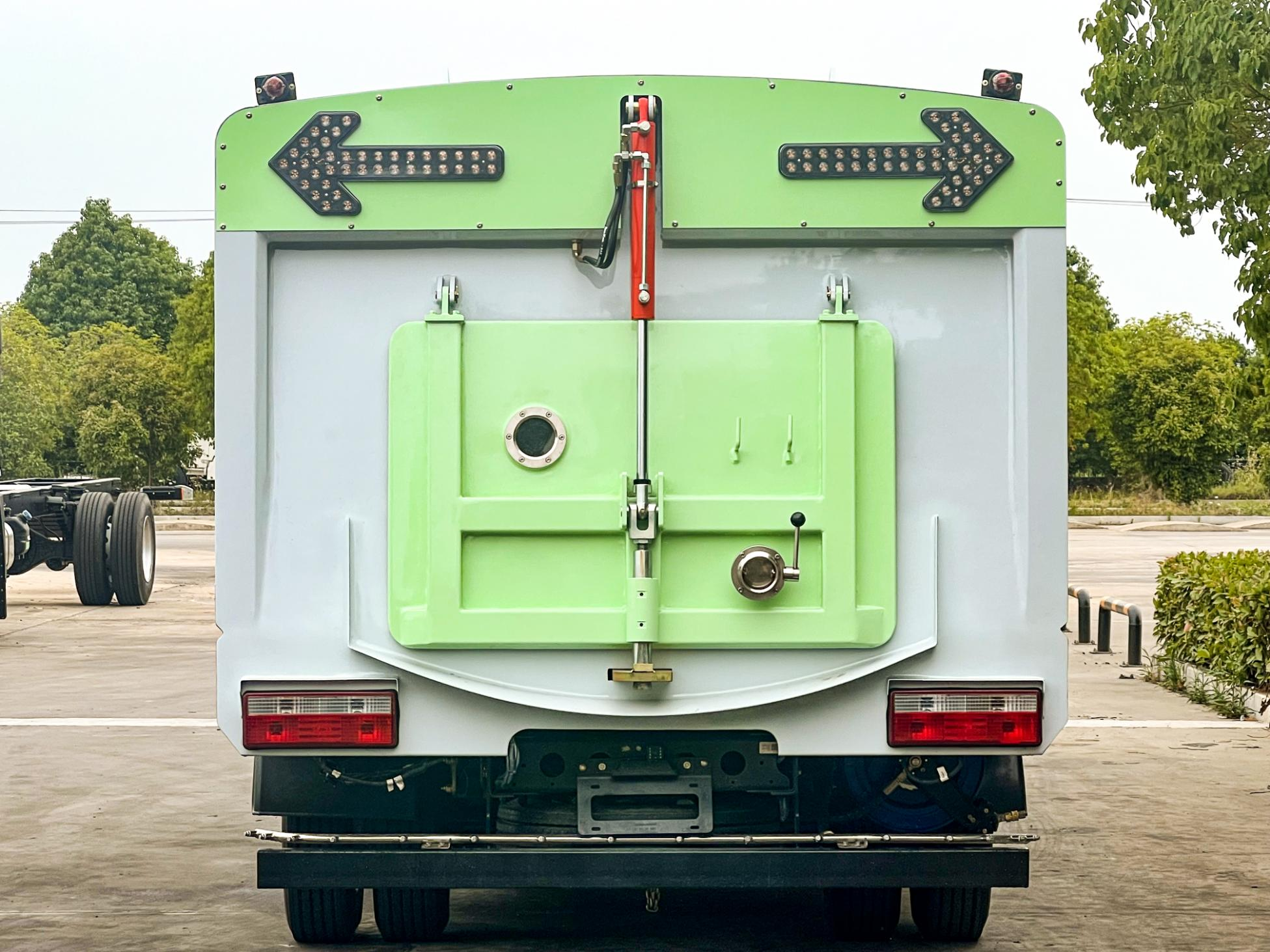 东风华神纯电动洗扫车