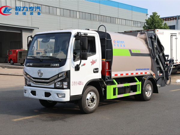 东风多利卡D5压缩垃圾车