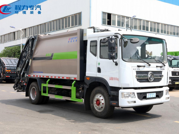 东风多利卡D9压缩垃圾车