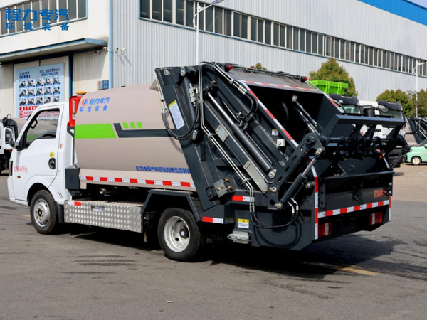 东风华神新能源压缩垃圾车